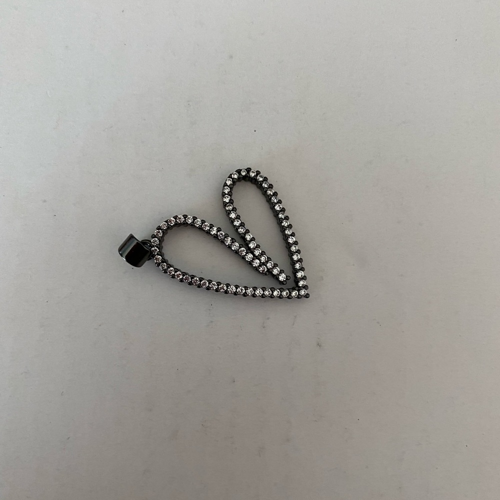 Charm pendant